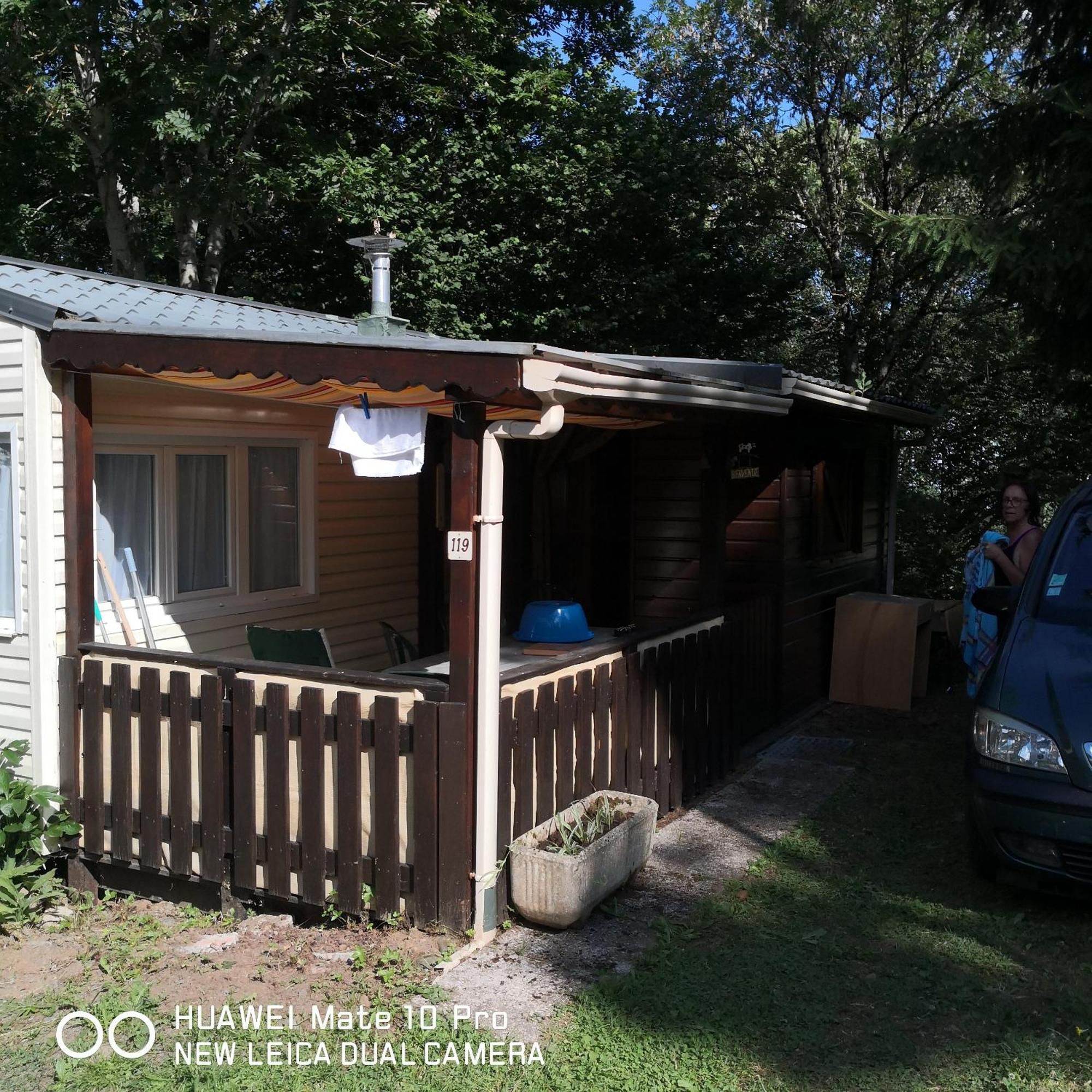 Charmant Mobil Home Style Chalet ベス・エ・サンタナステーズ エクステリア 写真