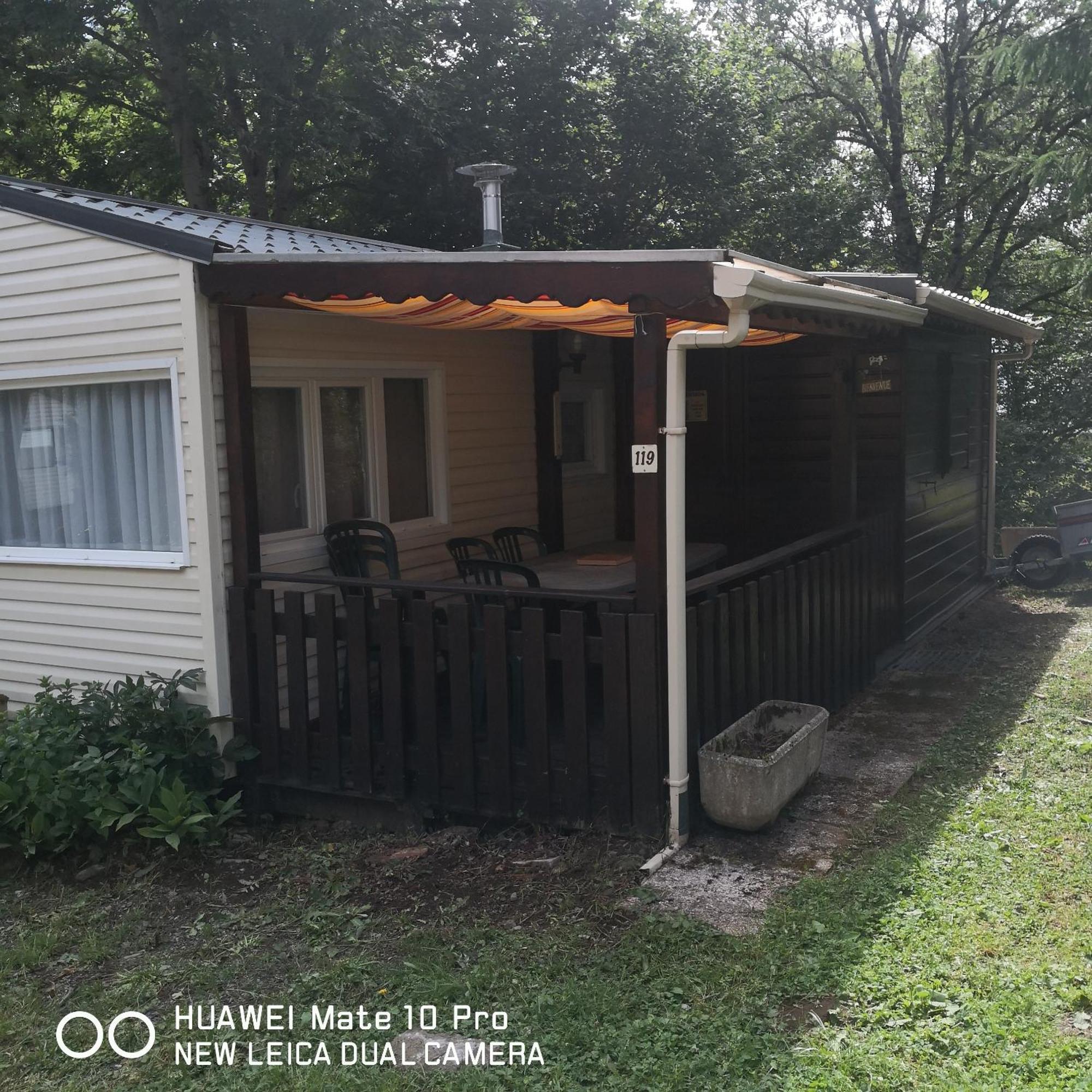 Charmant Mobil Home Style Chalet ベス・エ・サンタナステーズ エクステリア 写真