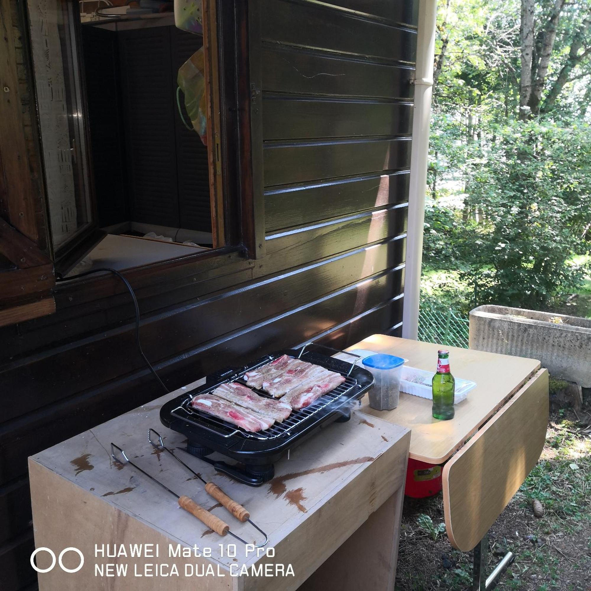 Charmant Mobil Home Style Chalet ベス・エ・サンタナステーズ エクステリア 写真